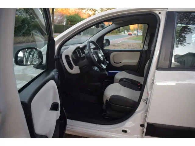 Fiat Panda 0.9 TwinAir Edizione Cool 2014 Benzine 12