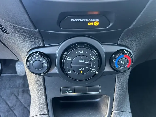 Ford Fiesta 1.0 Style 2014 Benzine 11