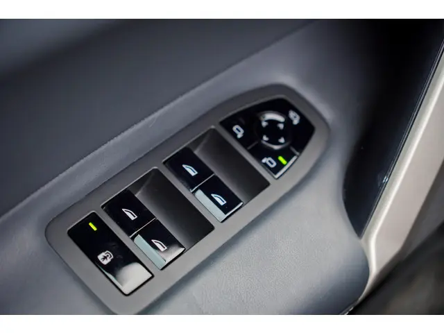 BMW iX xDrive40 Excellence 77 kWh 2022 Elektrisch 14