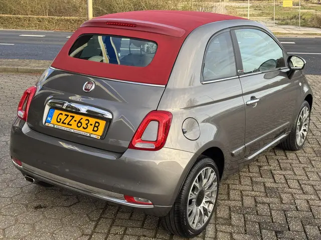 Fiat 500C 1.0 Hybrid Club 2022 Benzine 12