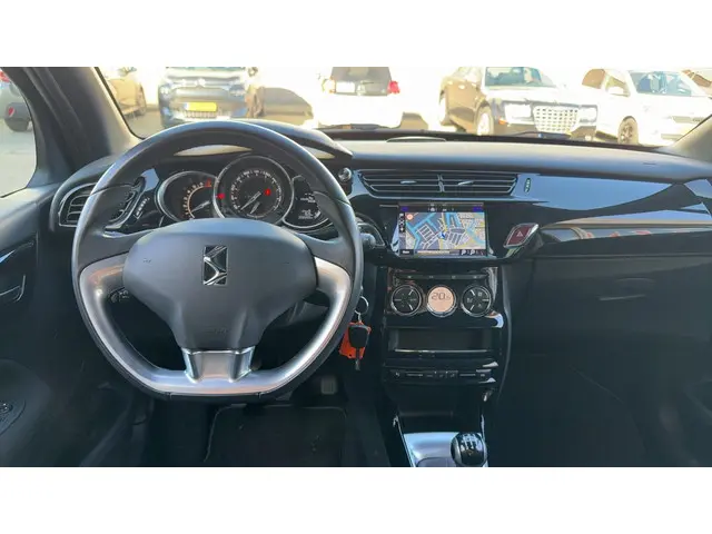 DS DS 3 Cabrio 1.2 PureTech 1955 2015 Benzine 5