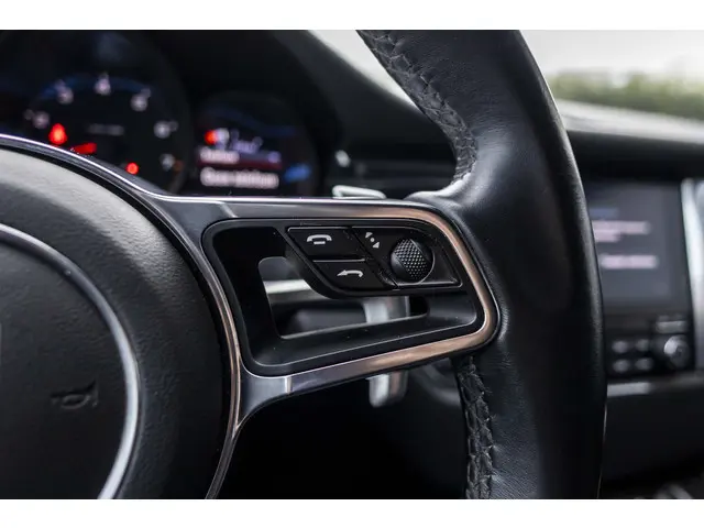 Porsche Macan 2.0 2018 Benzine 33
