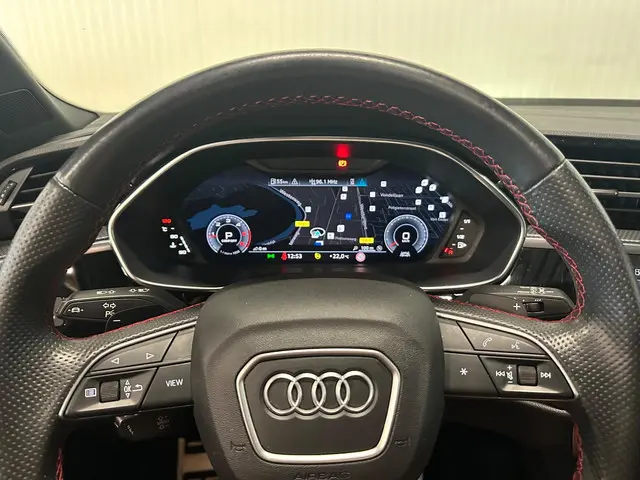 Audi Q3 | PANO | S-LINE | CAMERA 2021 Diesel 9