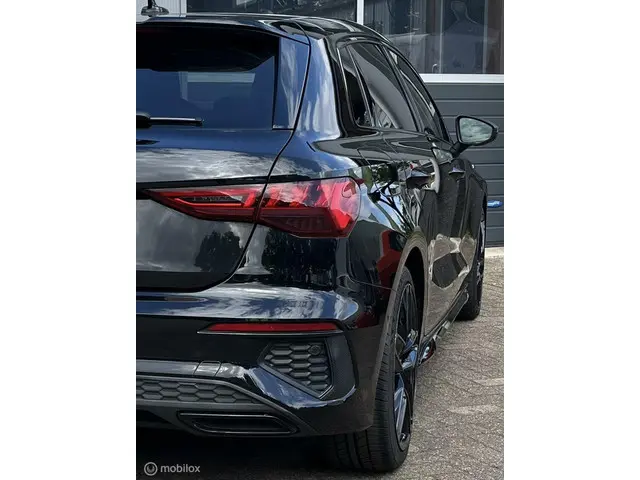Audi A3 Sportback 35 TFSI S edition 2020 Benzine 6