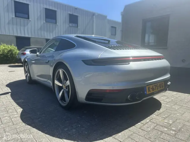 Porsche 911 3.0 Carrera 2021 Benzine 3