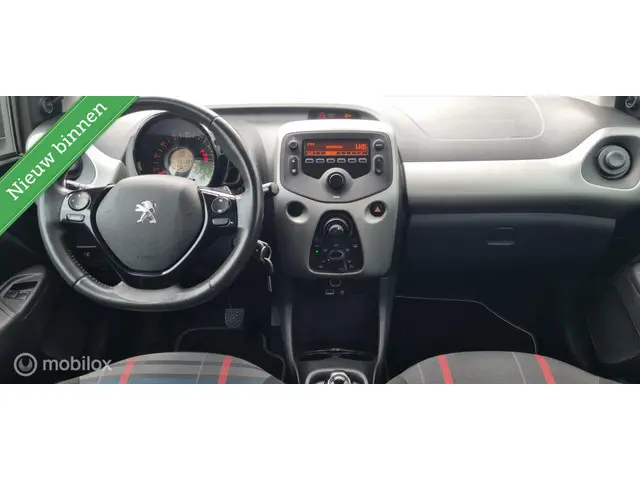 Peugeot 108 1.0 VTi Active AUTOMAAT/5DEURS 2014 Benzine 13