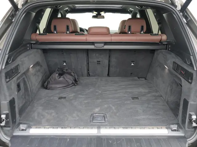 BMW X5 xDrive45e High Executive 2022 Hybride Benzine 9