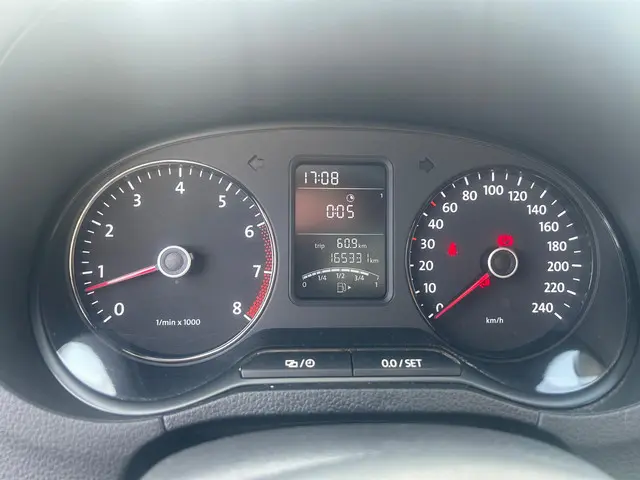 Volkswagen Polo 1.2 TSI highline 2014 Benzine 15