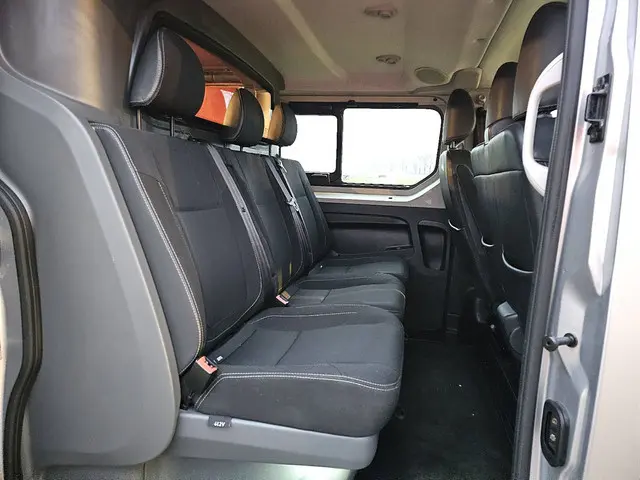 Renault Trafic 2.0 DCI 2021 Diesel 14