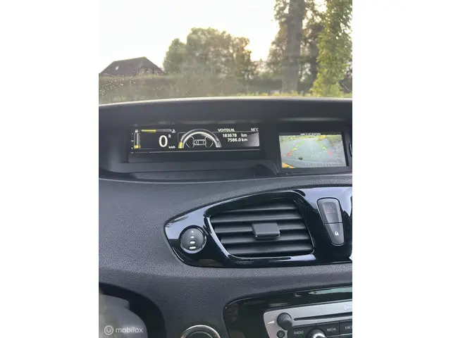 Renault Scénic 2.0 Bose 2013 Benzine 12