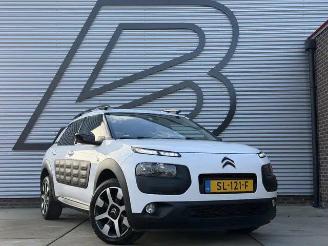 Citroën C4 Cactus 1.2 PureTech Shine 2016 Benzine 4