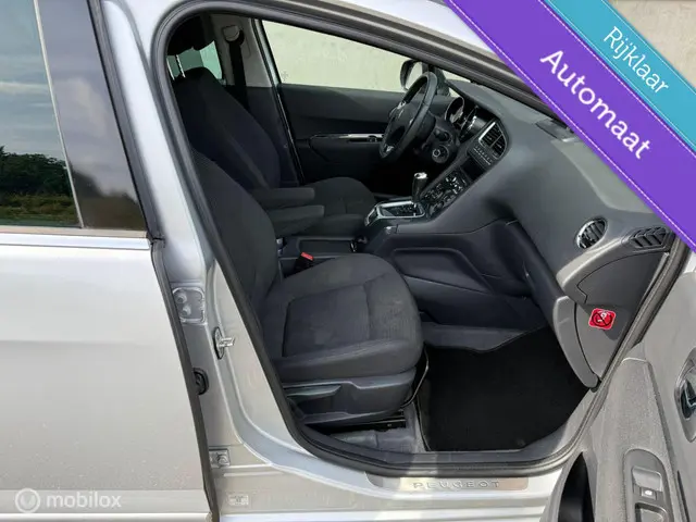 Peugeot 5008 1.6 THP Allure * Automaat * 157 PK * 2013 Benzine 6