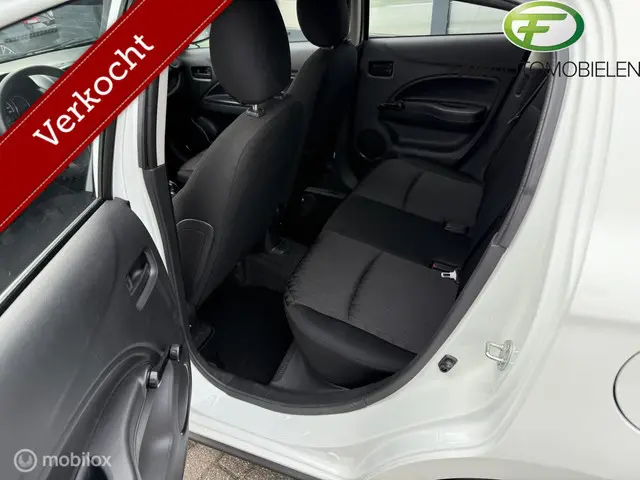 Mitsubishi Space Star 1.0 Cool+ 2021 Benzine 12