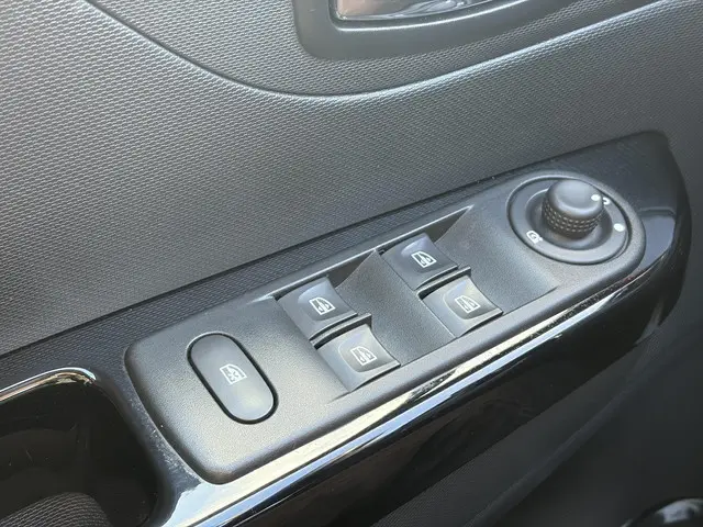 Renault Captur 1.2 TCe Xmod 2015 Benzine 29