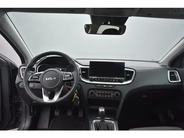 Kia Ceed Sportswagon 1.0 T-GDi DynamicLine 2024 Benzine 13