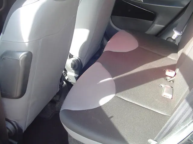 Peugeot 107 1.0 Access Accent / Airco / NAP 2013 Benzine 10