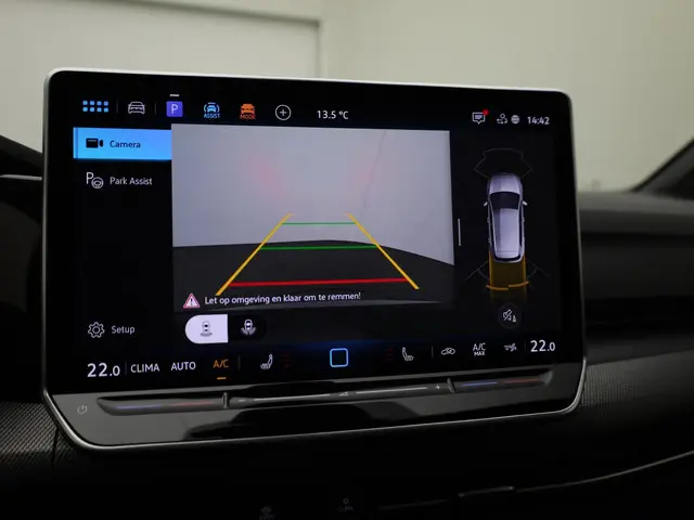 Volkswagen Golf 1.5eTSI/150PK R-Line DSG 2025 Benzine 11