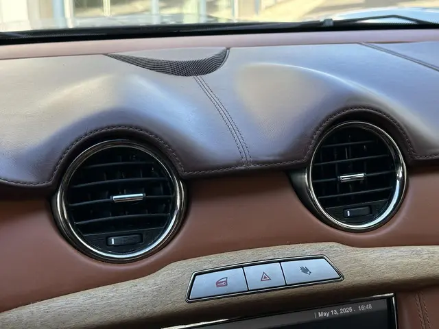 Fisker Karma 2.0 EcoSport 2013 Hybride Benzine 59