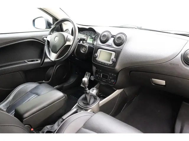 Alfa Romeo MiTo 3