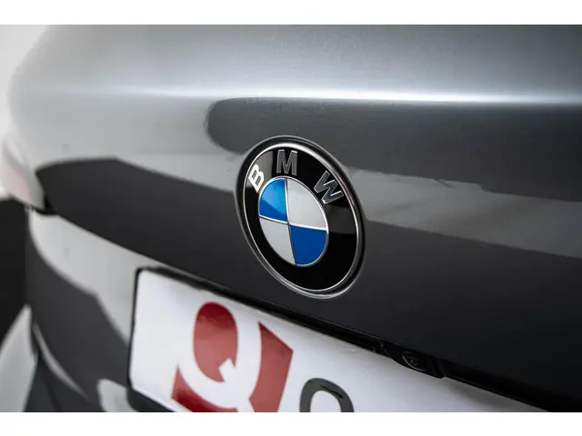BMW 2 Serie Active Tourer 220i 2023 Benzine 43