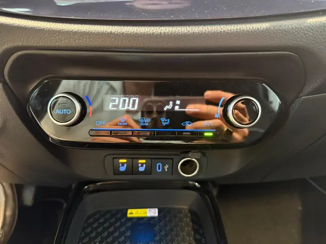 Toyota Aygo X 1.0 VVT-i MT JBL 2025 Benzine 8