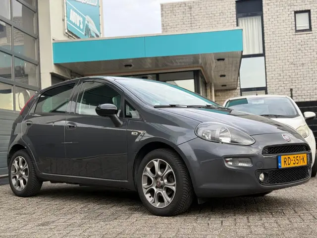 Fiat Punto Evo 0.9 TA Sempre 2017 Benzine 2
