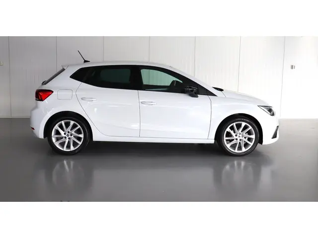 SEAT Ibiza 1.0 EcoTSI FR 2022 Benzine 4
