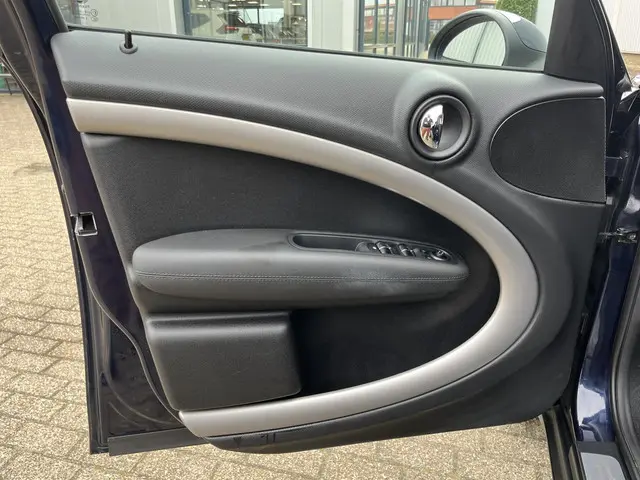 MINI Countryman 1.6 One Knockout Edition 2014 Benzine 12