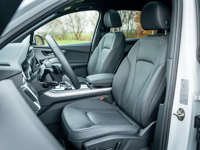 Audi Q7 55 TFSI 2025 Hybride Benzine 19