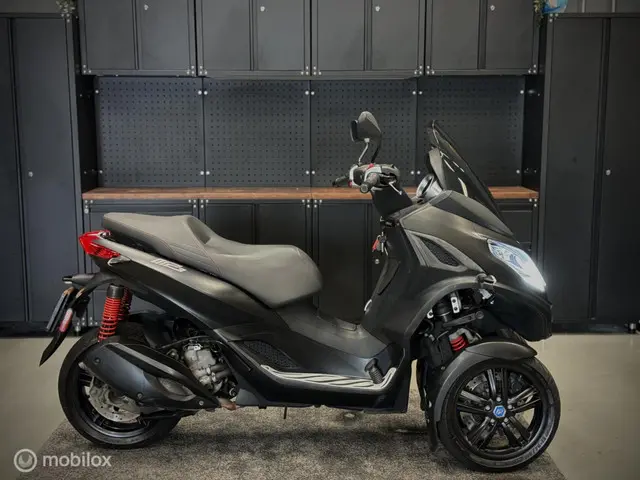 Piaggio MP3 300 HPE Sport 2022 Benzine 5
