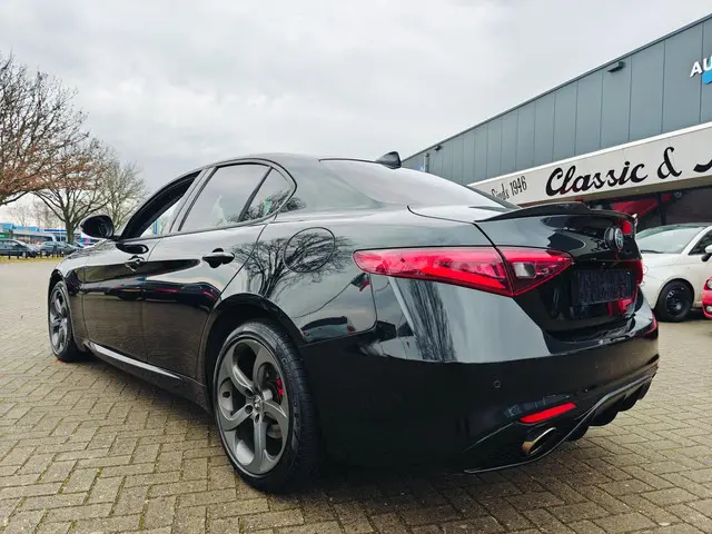 Alfa Romeo Giulia 3