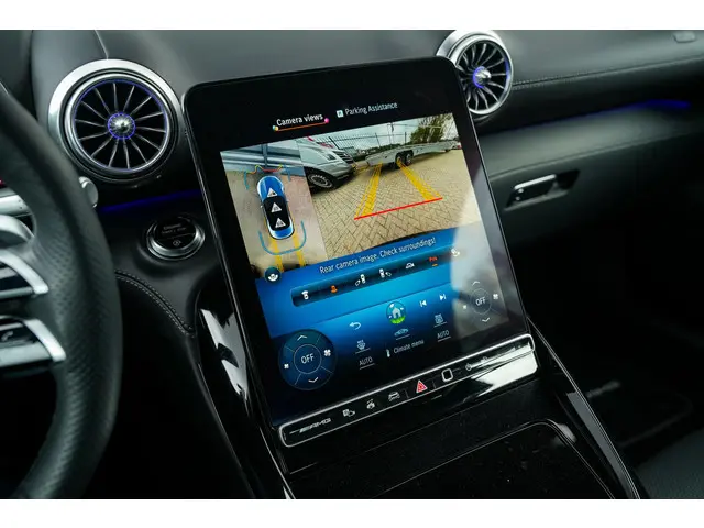 Mercedes-Benz SL Roadster AMG 63 4MATIC+ 2023 Benzine 16