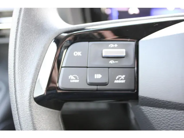 Opel Combo 1.5D 100 L2H1 2024 Diesel 13
