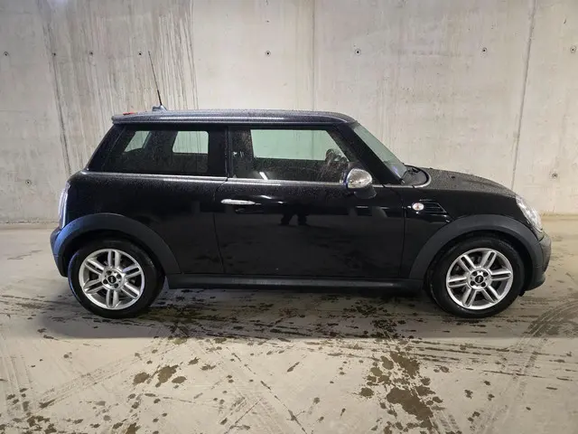 MINI One Mini 1.6 Holland Street 2013 Benzine 7