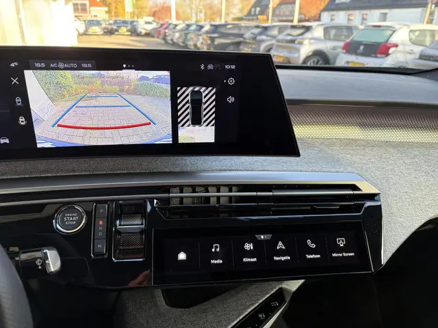 Peugeot 3008 1.2 Hybrid 145 GT 2025 Hybride Benzine 26