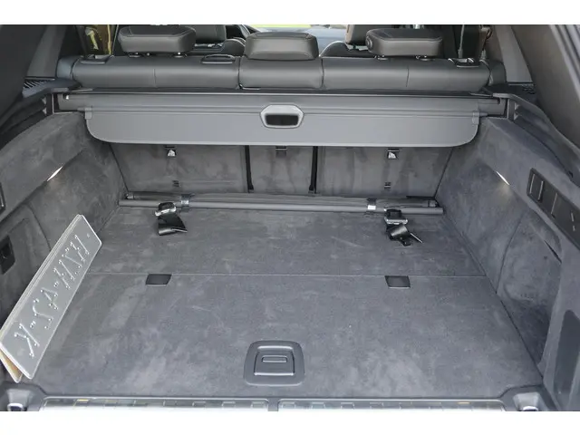 BMW X5 xDrive45e Executive 2022 Hybride Benzine 42