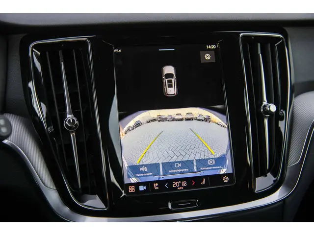 Volvo V60 2.0 B3 Essential Edition 2023 Benzine 21