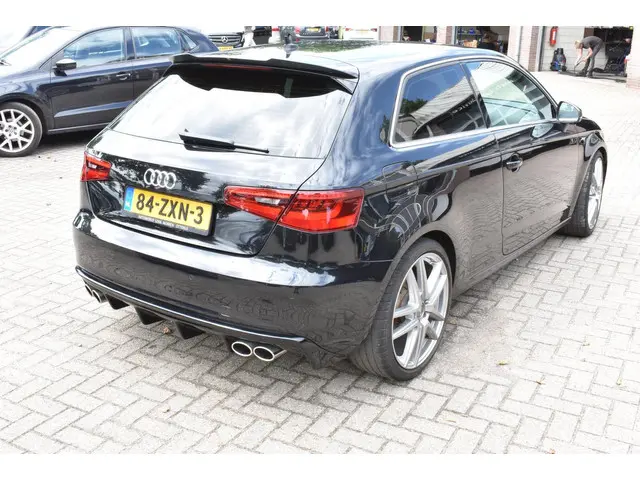 Audi A3 1.4 TFSI Ambition Pro Line plus 2013 Benzine 35