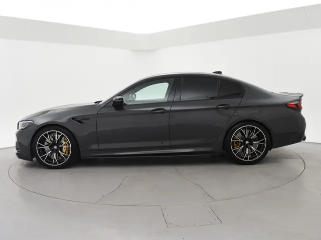 BMW M5 COMPETITION 740 PK FACELIFT MODEL 2020 Benzine 5