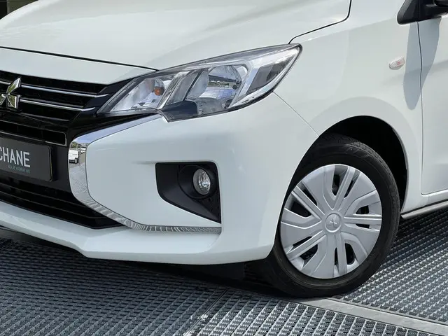 Mitsubishi Space Star 1.2 Connect+ 2024 Benzine 22