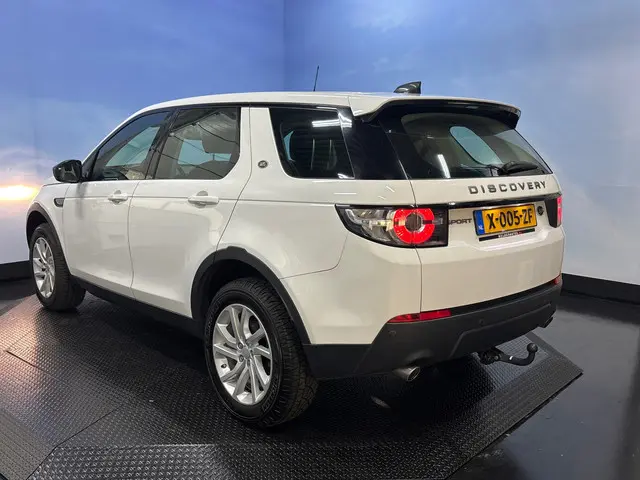 Land Rover Discovery Sport 2.0 TD4 HSE 2018 Diesel 8