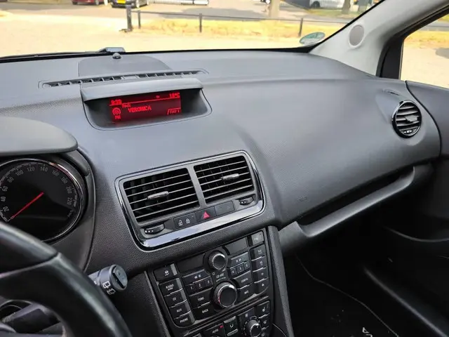 Opel Meriva 1.4 Turbo Cosmo / LPG / Turbo 2013 Benzine 17