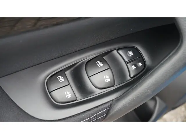 Nissan QASHQAI 1.3 158PK 2021 Benzine 28