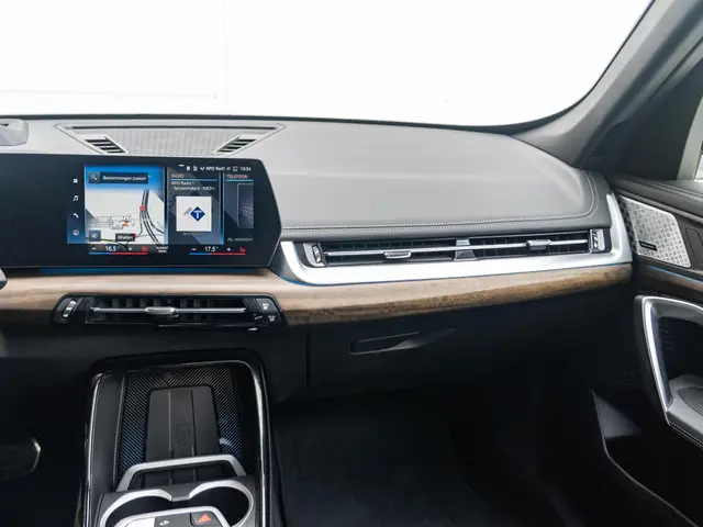 BMW X1 xDrive30e 2023 Hybride Benzine 9
