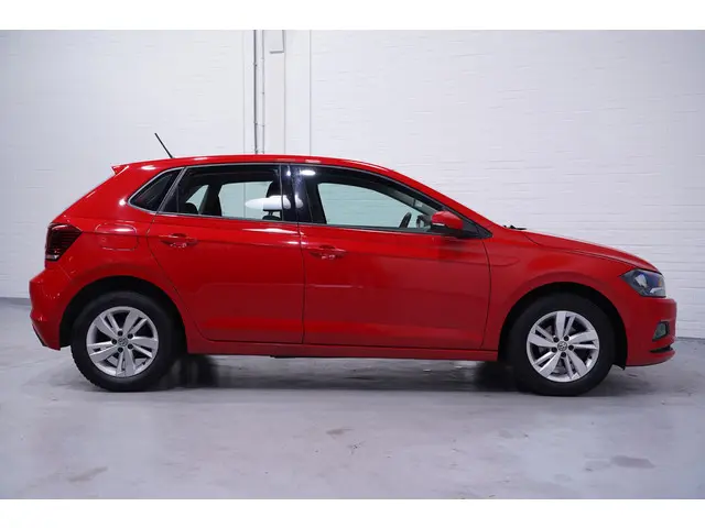 Volkswagen Polo 1.0 TSI Polo Comfortline 2019 Benzine 6
