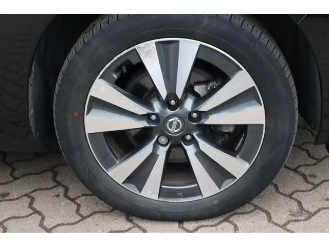 Nissan Leaf Tekna 24 kWh 2016 Elektrisch 17