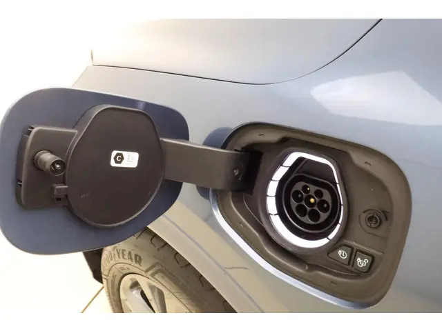 Ford Kuga 2.5 PHEV ST-Line 2021 Hybride Benzine 25