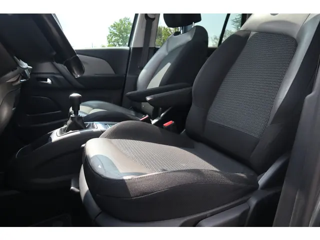 Citroën Grand C4 Picasso 1.6 THP Business 2015 Benzine 4