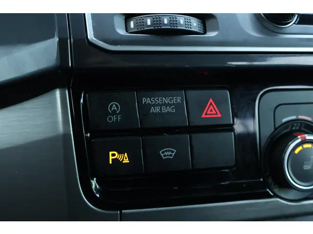 Volkswagen Transporter 2.0 TDI L2H1 Highline 2019 Diesel 27