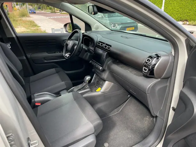 Citroën C3 Aircross 1.2 PureTech S&S Shine 2019 Benzine 12